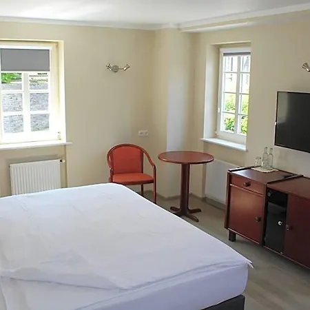 Hotel Zur Altstadt 3*